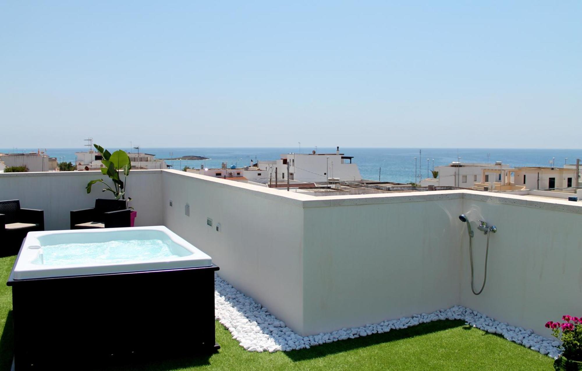 B&B Punta Stilo ตอร์เร ซาน จิโอวานนิ อูเจนโต ภายนอก รูปภาพ